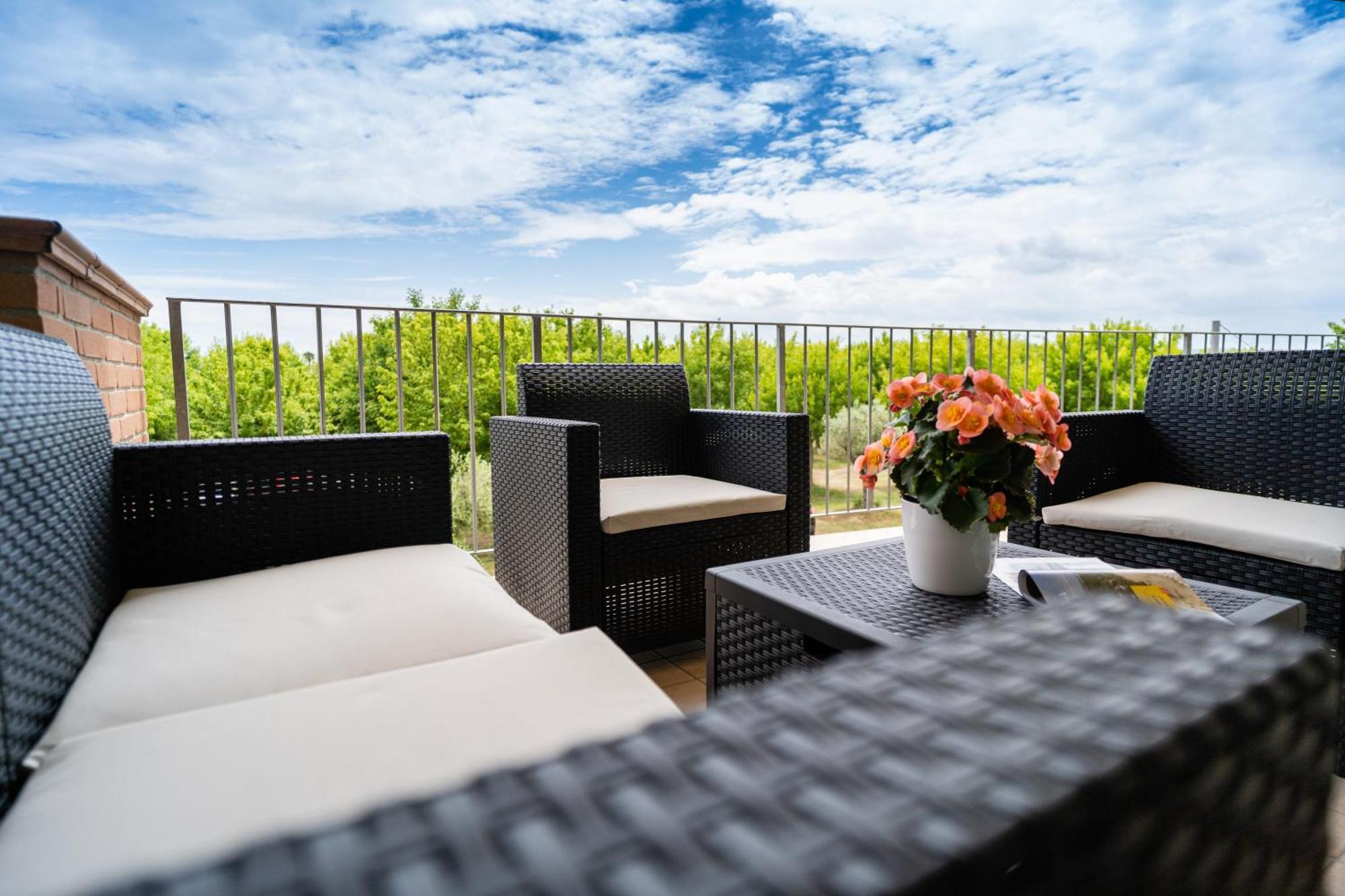 Club Del Sole Stork Family Collection Hotel Giulianova Exterior foto