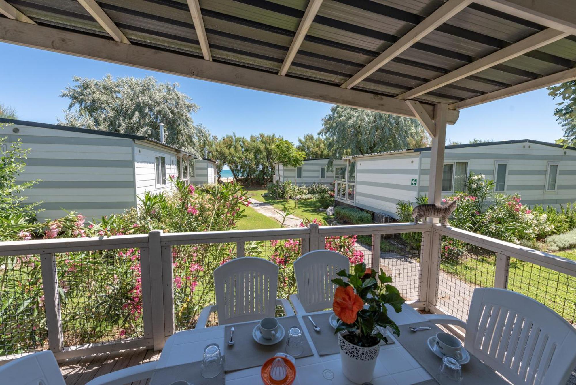 Club Del Sole Stork Family Collection Hotel Giulianova Exterior foto